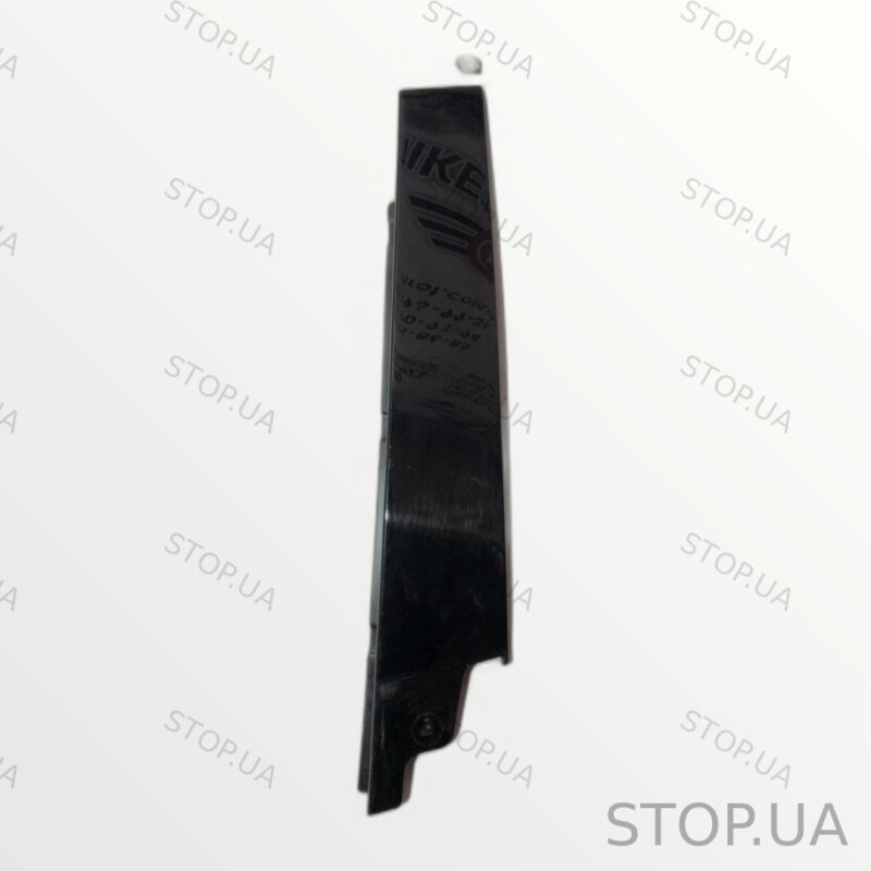 8U0837901C молдинг стойки левый передний 8U0837901C Молдинг стойки левый пе