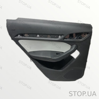 8U0867305 карта двери задней левой 8U0867305 Карта двери задней левой Audi