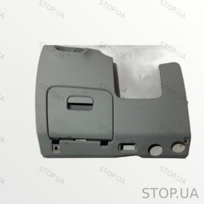 8U1863075D накладка на торпедо 8U1863075D Накладка на торпедо левая Audi Q3