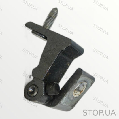 8W0831404D петля двери нижняя задняя правая Петля двери нижняя задняя права