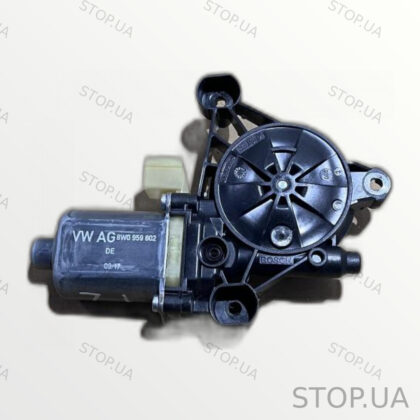 8W0959802 мотор стеклоподъемника левый 8W0959802 мотор стеклоподъемника лев
