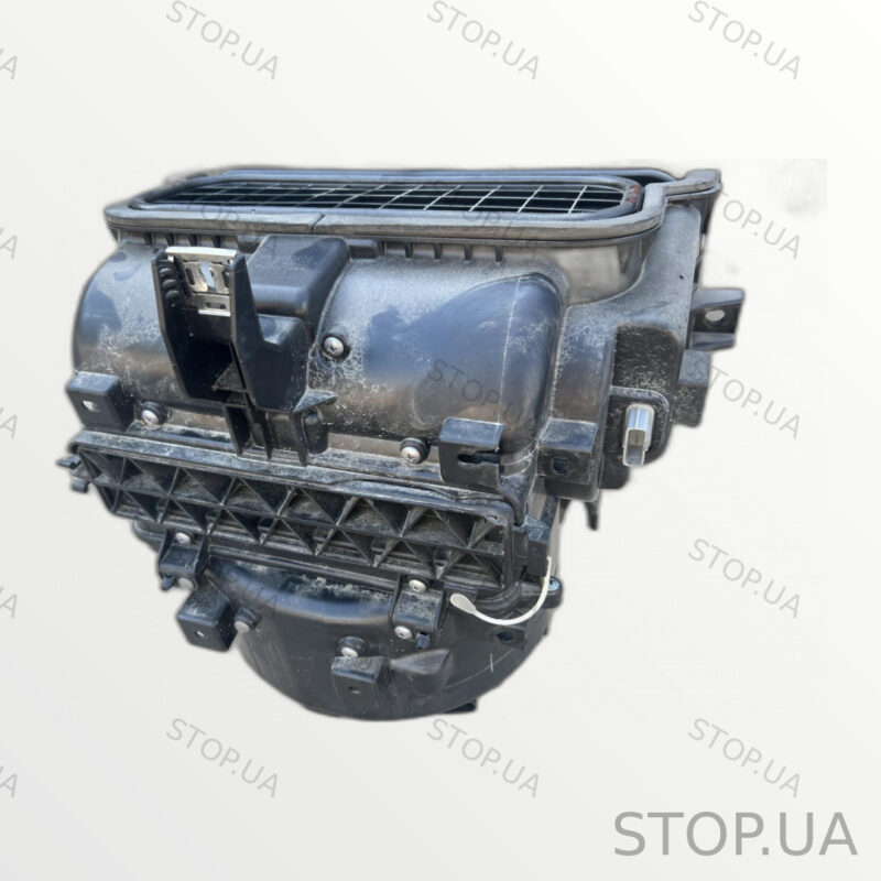 97100DO000 корпус пички обигривача Kia Ev9 (2023–2025) — изображение 3