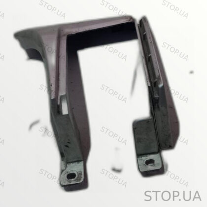 A6396940625 накладка петли двери Накладка петли двери задней правой Mercede