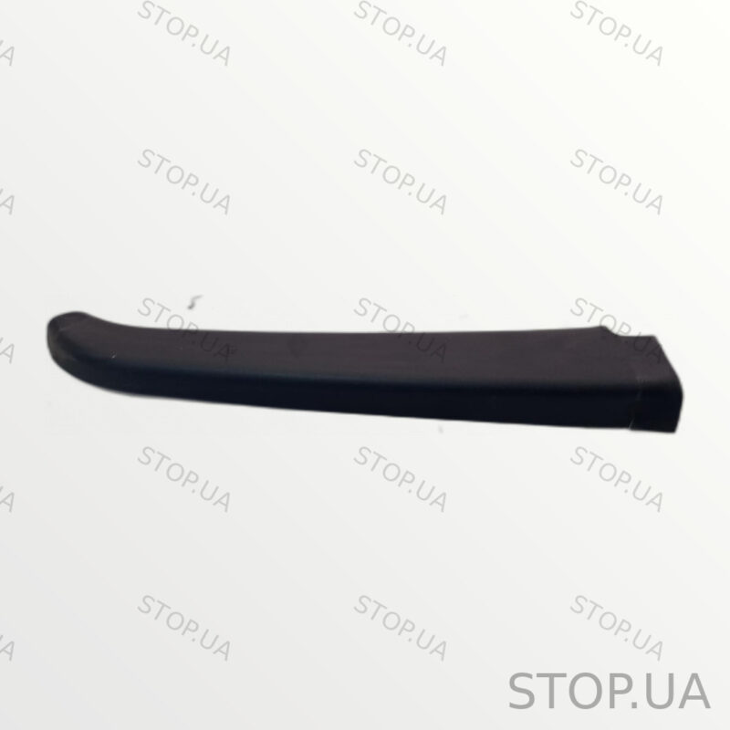 A6397270771 накладка стойки двери Накладка стойки двери правая передняя Mer