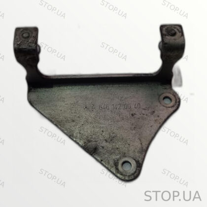 A6461420040 кронштейн EGR Кронштейн EGR Mercedes Vito 639 04-10 SKU A646142