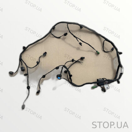 C200000573 Проводка заднего бампера Rivian R1T (2021–2023)