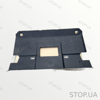 C500003566 Обшивка багажника Rivian R1T (2022–2023)