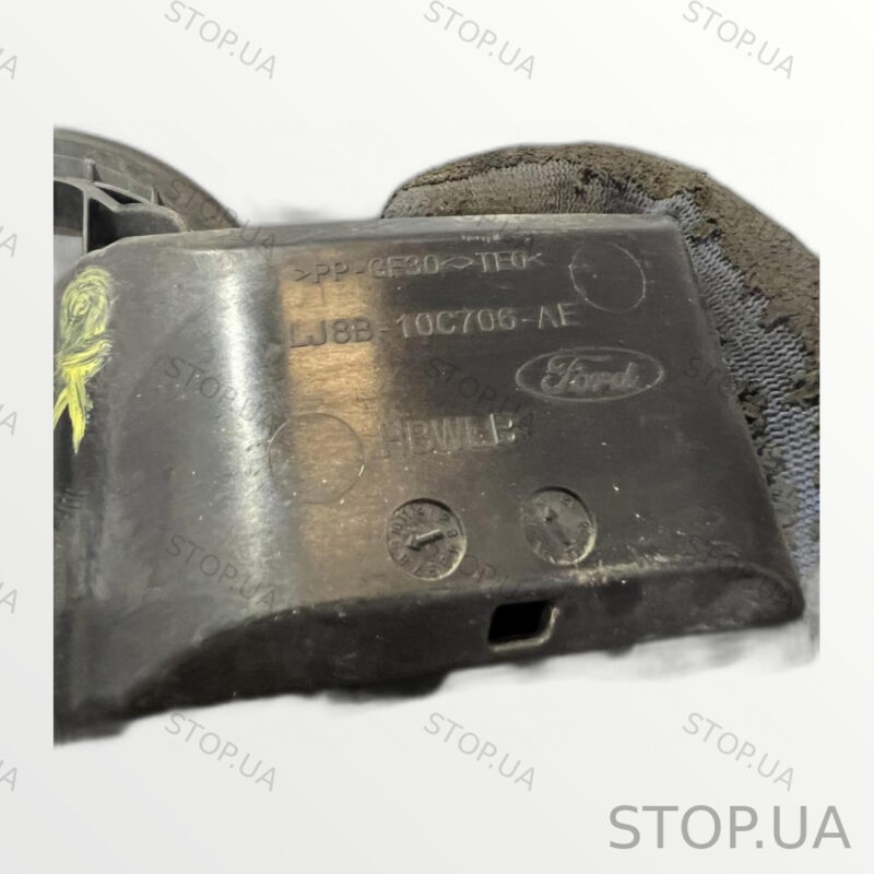 LJ8B10C706AE лючок зарядного порта Лючок зарядного порта Ford Mustang Mach — изображение 3