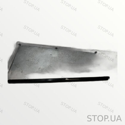 LJ8BR23605 молдинг стекла двери Молдинг стекла передней левой двери Ford Mu