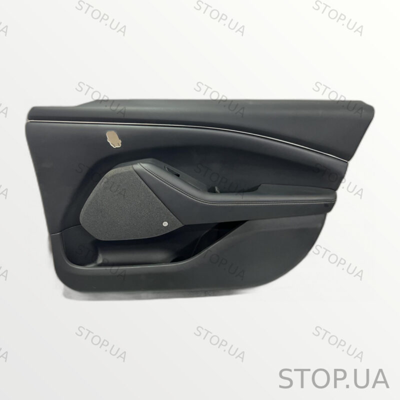 LJ8BR23756 обшивка двери Обшивка двери передней правой Ford Mustang Mach-E