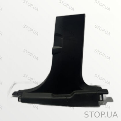 LJ8BR243A52AGW накладка центральной стойки правая нижняя Накладка правой ни
