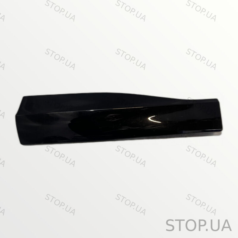 LJ8BR25335BW накладка двери нижняя задняя левая Накладка двери нижняя левых