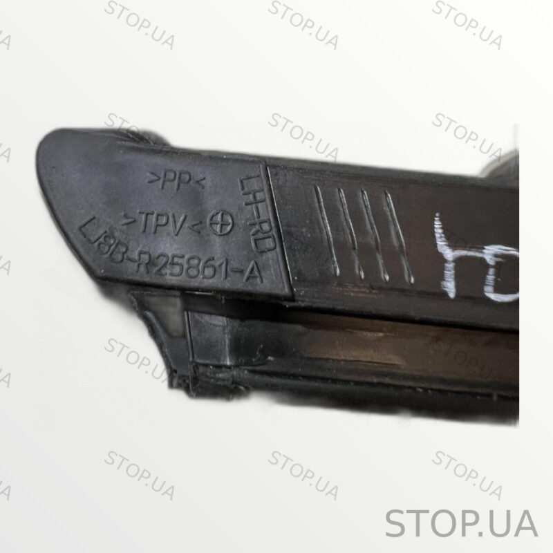 LJ8BR25861A ущельнитель стекла двери Уплотнитель стекла задней левой двери — изображение 2