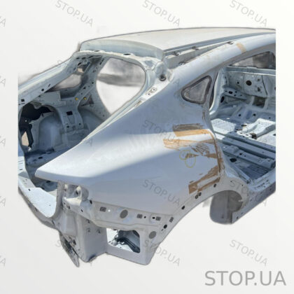 LJ8Z5827840A крыло заднее правое Четверть заднего крыла правая (цвет AZ) Fo