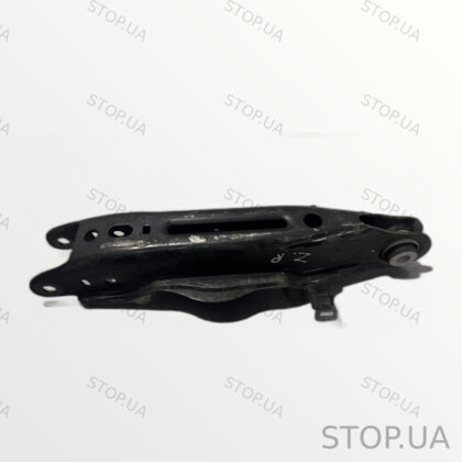 LJ9C5B530AB нижний рычаг задней подвески правый Важель нижний под пружину з