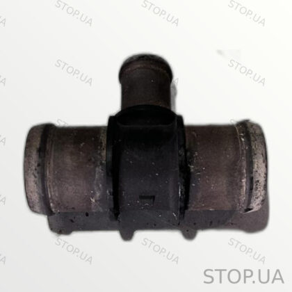 N906926 тройник системы охлаждения Тройник системы охлаждения Volkswagen Pa