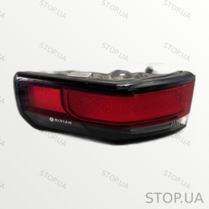 PT00000471 Фара задняя Rivian R1T (2022–2023)