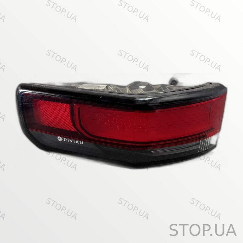 PT00000471 Фара задняя Rivian R1T (2022–2023)