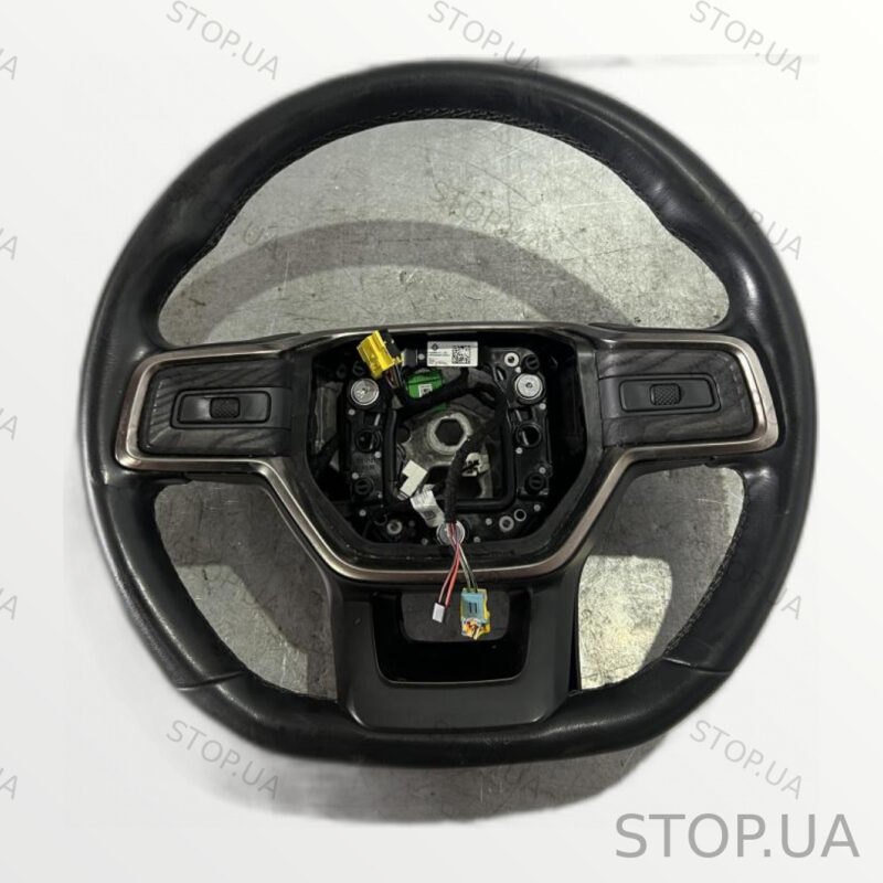 PT00000910 руль Rivian R1T