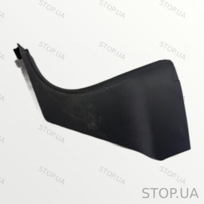 PT00001343 накладка передней стойки Rivian R1T (2022–2023)