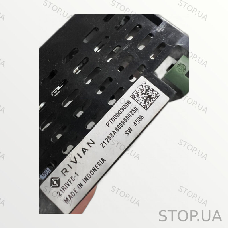 PT00003096 Центральная консоль Rivian R1T (2022–2023) — изображение 2