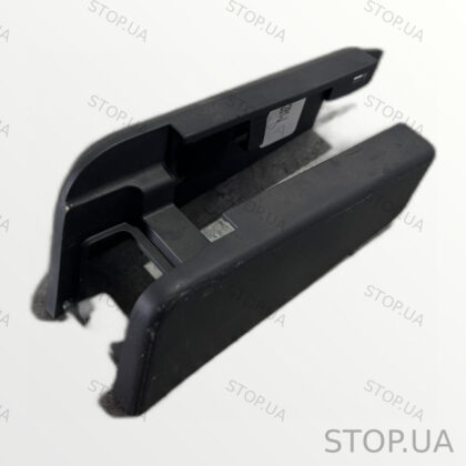 PT00003281 заглушка сиденья Rivian R1T