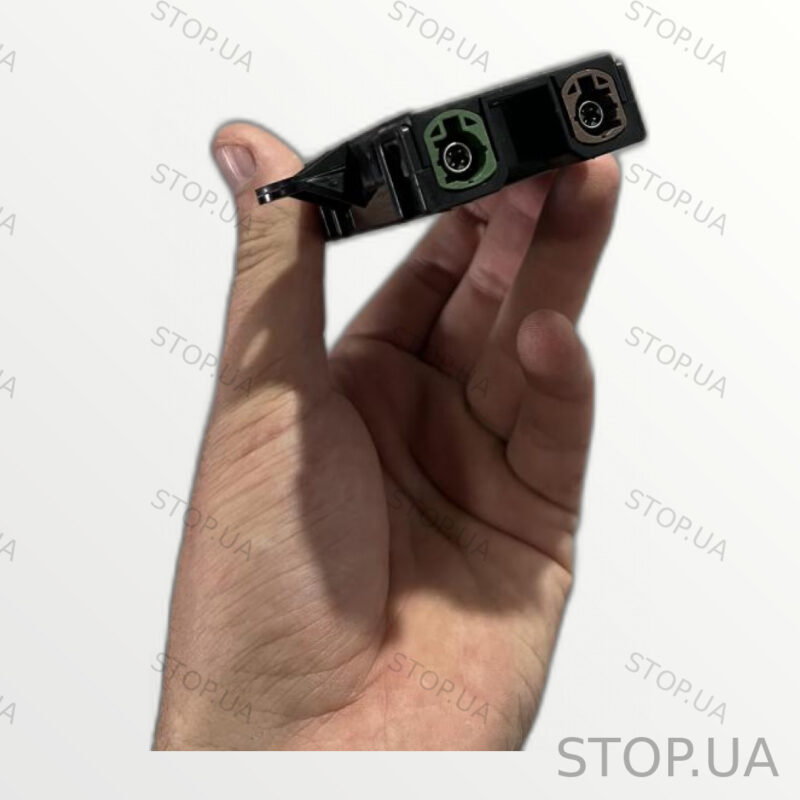 PT00029891 USB концентратор Rivian R1T (2022–2023) — изображение 2