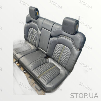 PT00030808 задний ряд сидений Rivian Array (2022–2023)