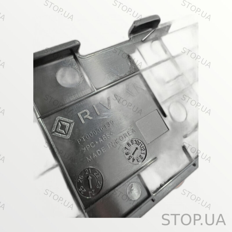 PT00036139 накладка салона Rivian R1T (2022–2023) — изображение 2
