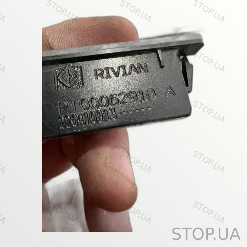 PT00062910A Плафон внутреннего освещения Rivian Array (2021–2023) — изображение 2